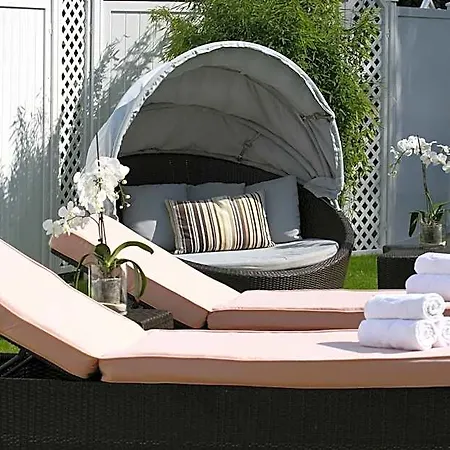 Hotel & Waldecker Hof 3*