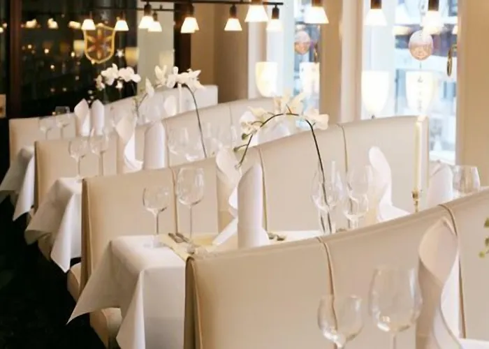 & Waldecker Hof Szálloda 3*